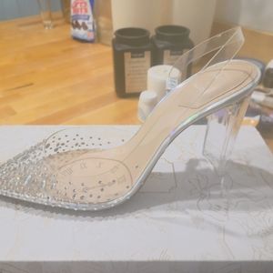 Disney Striketwelve Pumps size 9